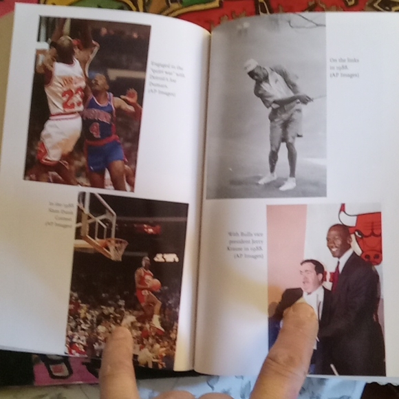 Book of micheal Jordan's life - Picture 2 of 3